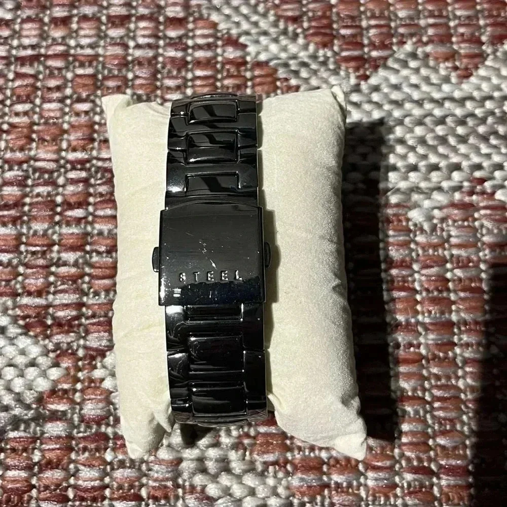 GUESS ‎ Diamond Watch Gun Metal Stainless Steel Chain Link Band Needs Battery